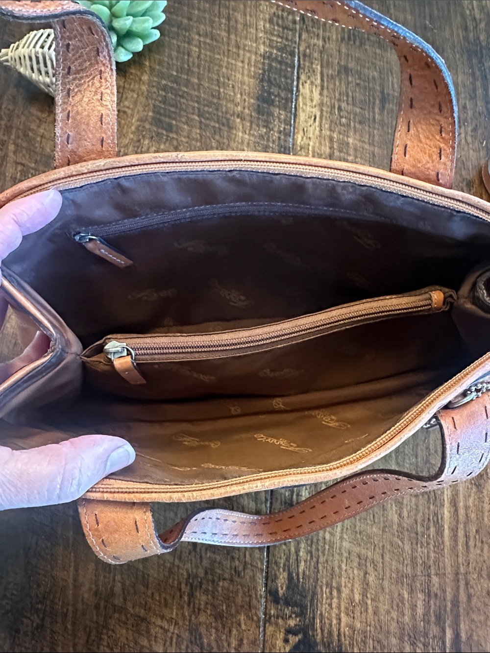 Fossil | VTG Cognac Genuine Leather Satchel Top Handle Bag - Picture 7 of 11